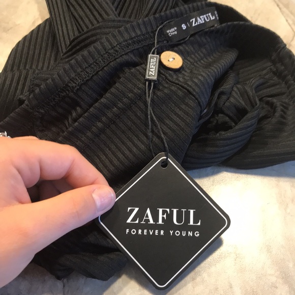 Two piece - Picture 3 of 3